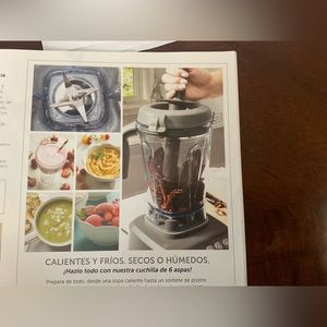 Blender maximum potential with hot and cold items.  Licuadora maxima